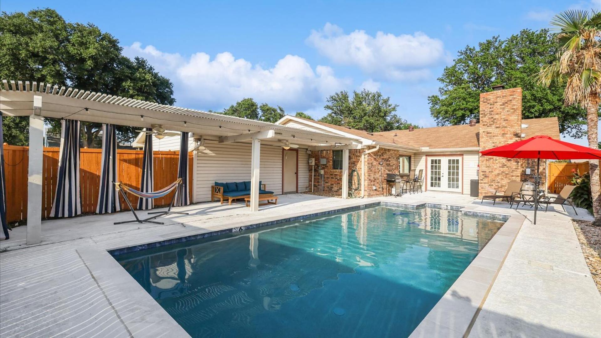 Spectacular 4Br 2,5Ba Holiday Home With Pool And Grill Carrollton Kültér fotó