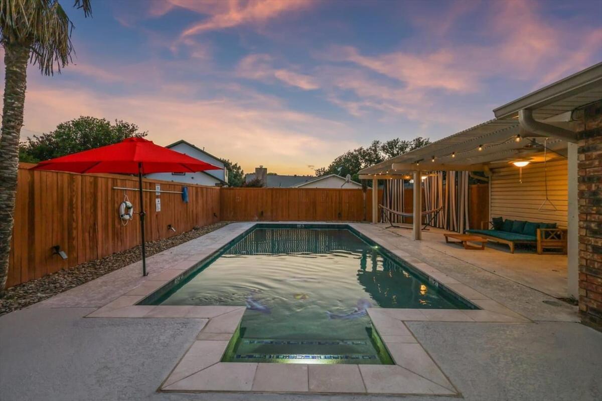 Spectacular 4Br 2,5Ba Holiday Home With Pool And Grill Carrollton Kültér fotó